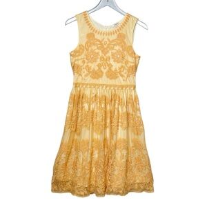 Sundance Golden Yellow Embroidered Fit & Flare Boho Cottagecore Dress Sz 4